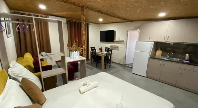 Четырёхместный номер Standard с видом на море Full Moon Apartments