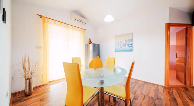 Apartment With 2 Bedrooms in Ljubac, With Wonderful sea View, Pool Acc