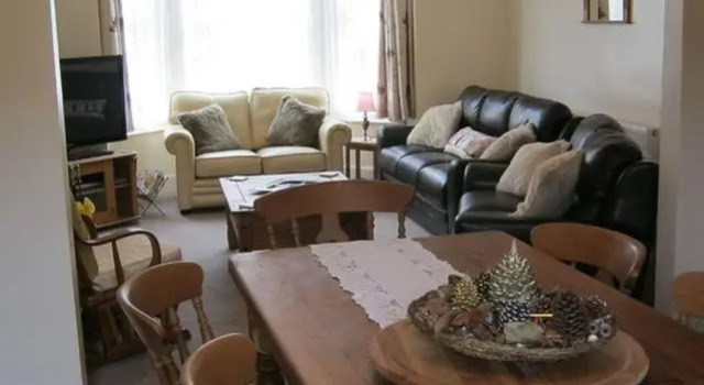 Twizzle Cottage