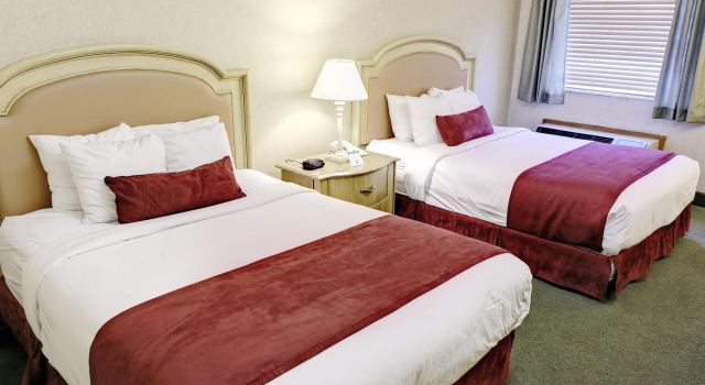 Двухместный номер Standard LivINN Hotel Cincinnati North/ Sharonville