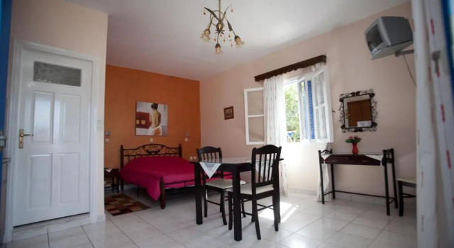 Marias Studios, Забронировать Отель Бизнес-отели Миртеа, 4* 5*