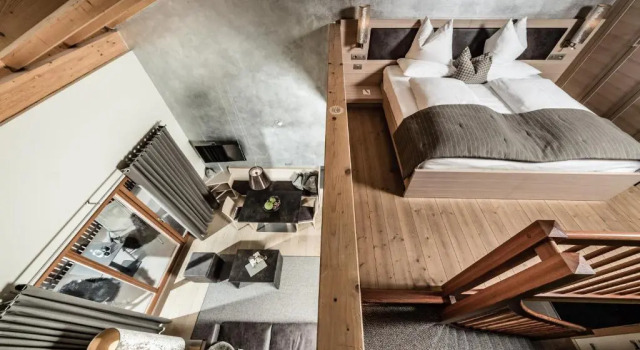 Полулюкс Deluxe Josef Mountain Resort