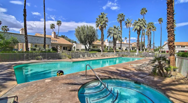 Апартаменты Pool Access: Newly Renovated Palm Desert Condo