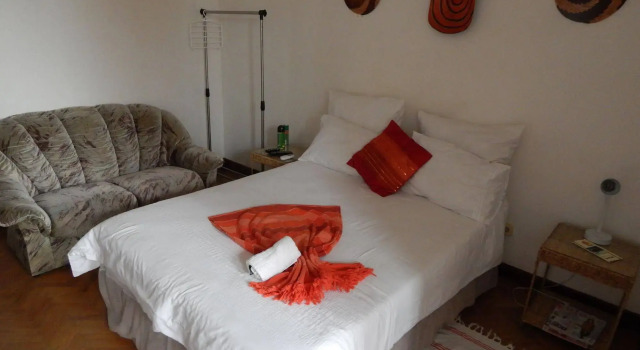 Marumadi - Planeta Mocambique, Book Hotel Matola Maputo