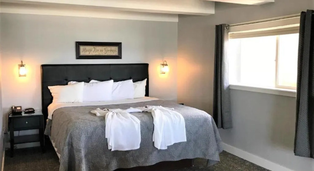 Двухместный номер Standard с видом на океан Beachfront Manor Hotel