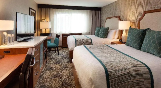 Шестиместный номер Standard Redondo Beach Hotel, Tapestry Collection by Hilton