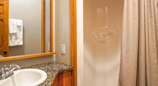 Коттедж Shays Landing #6: 4 Bedrooms, 4.5 Bath: Pvt Hot Tub, Slope Side