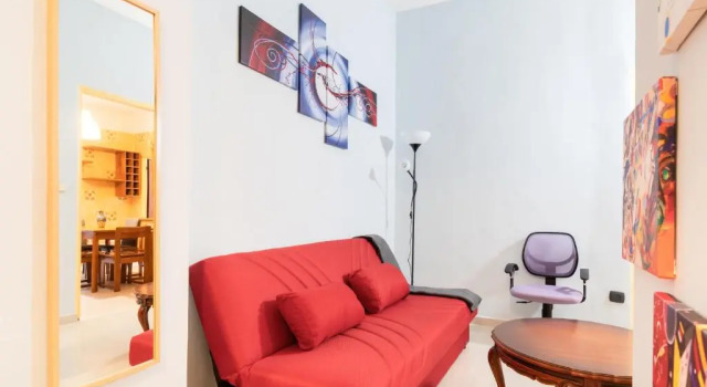 Апартаменты Standard Dante Subway Apartment