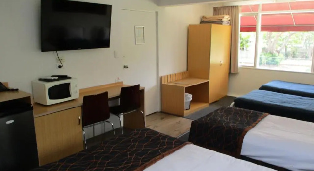 Семейный номер Standard Airway Motel