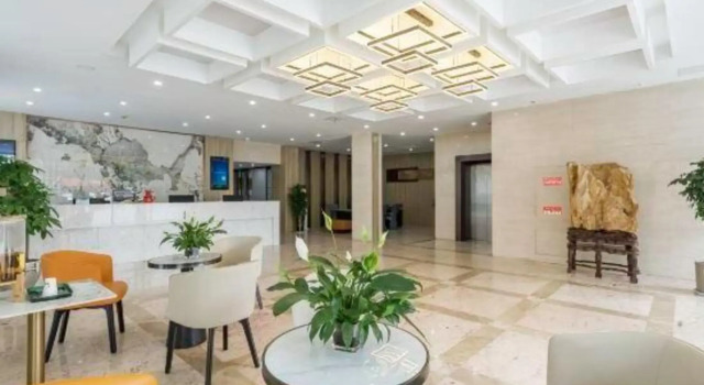 Kaiyue Business Hotel（Ninefang City Shop,Northmen Road ）, Book Hotel Hoteller i Suzhou med parkering, Parkering