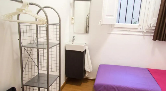 Номер Standard с видом на город Hostal MiMi Las Ramblas