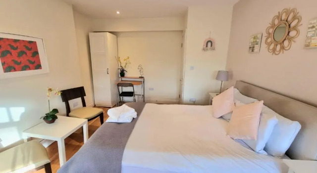 Urban Stay Oxford Gardens Apartments