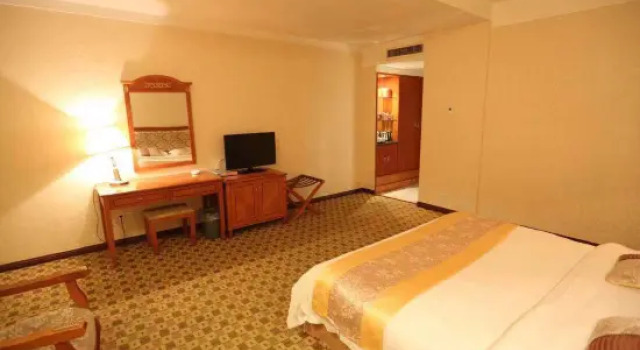 Jinbi Huafu Hotel, Rezerwuj Hotel Yueyang Hunan