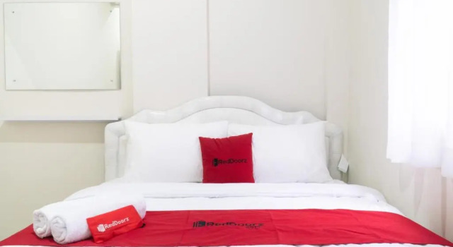 RedDoorz @ Garden Boulevard Citra Raya Tangerang, Rezerwuj Hotel Hotele w Tigaraksa z parkingiem, Parking