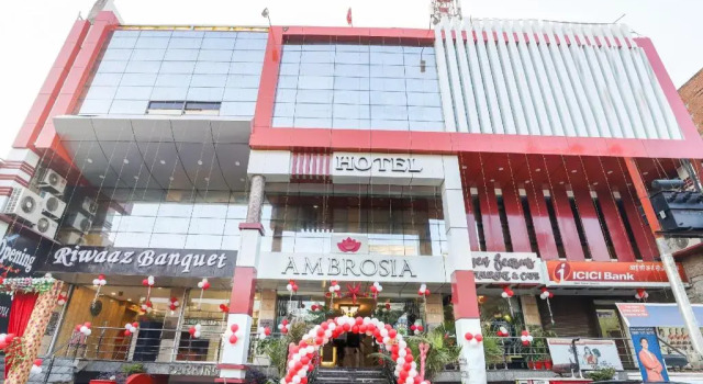Hotel Ambrosia by OYO Rooms