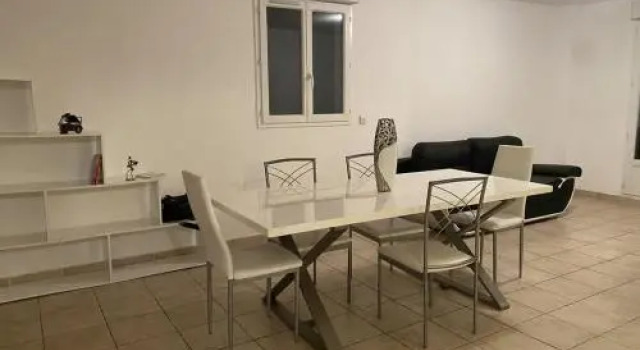 biguglia t3 de charme, Varaa Hotelli  
