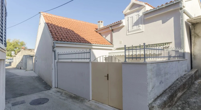 Apartments with parking space Supetar, Brac - 11278, Забронировать Апартаменты/квартира Супетар Брач