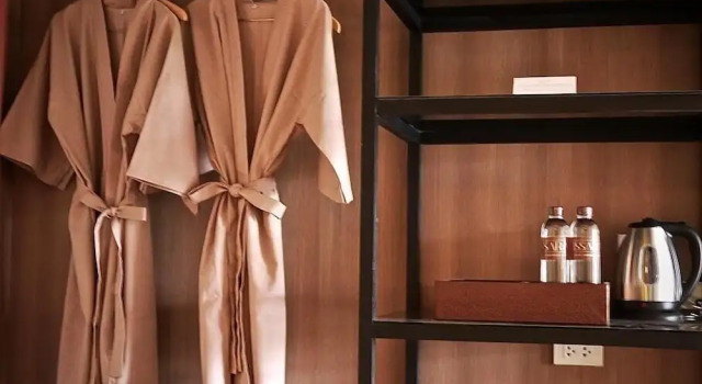 Люкс Issara Boutique Winery Hotel