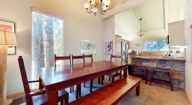 Mammoth West 115 Updated Condo, Just A Short Walk To Canyon Lodge by RedAwning