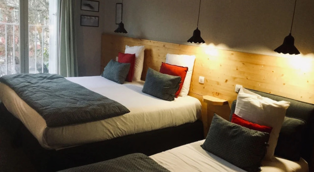 Трёхместный номер Superior c 1 комнатой Hotel Spa Azteca Barcelonnette