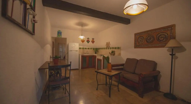 Студия Las Mariposas Hotel & Studios