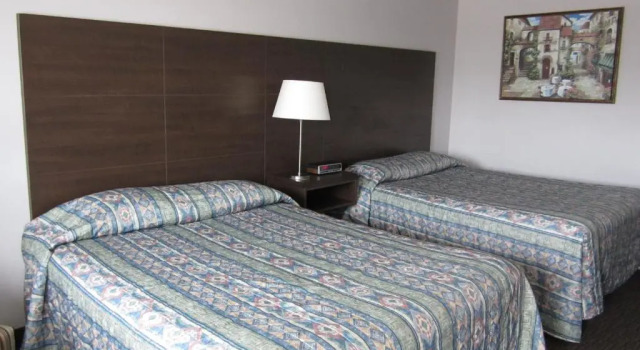 Четырёхместный номер Standard Winsome Inn