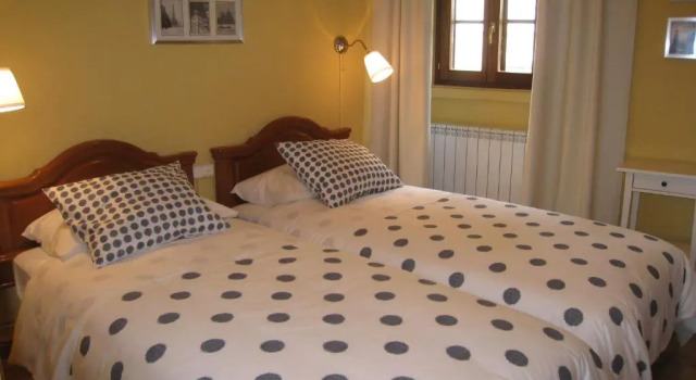 Casa Cotiellu, Prenota Hotel Llanes 
