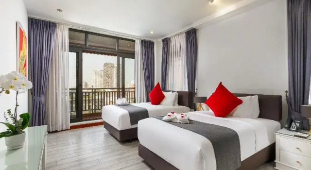 Семейный номер Standard с 2 комнатами с балконом Jaya Suites Hotel