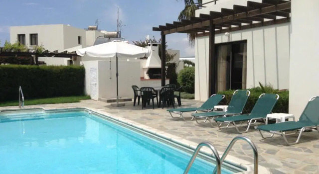 Вилла с 2 комнатами Aura Holiday Villas