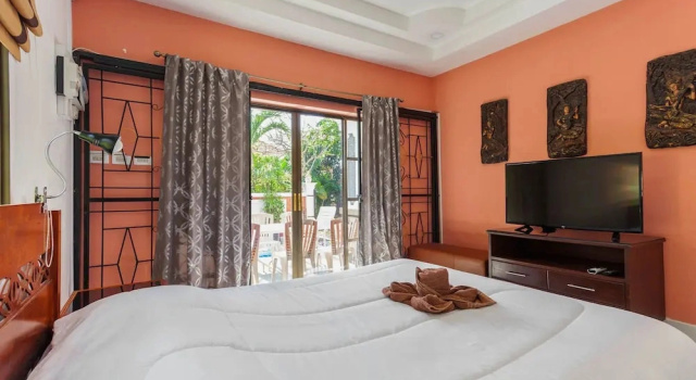 Вилла LUMALAND Luxury Pool Villa Pattaya Walking Street