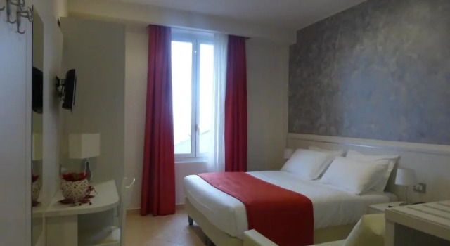 Трёхместный номер Standard Hotel Lido
