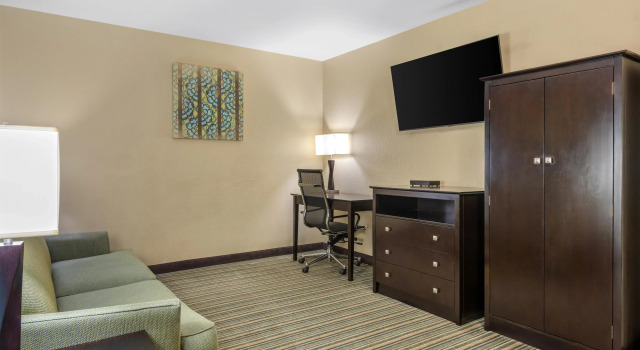 Двухместный люкс Best Western Long Beach Inn