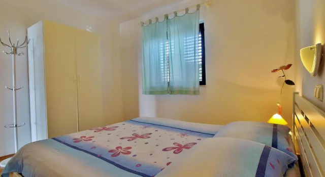Apartments Eufemija, Prenota Appartamento Hotel a Isole Quarnerine con parcheggio, Parcheggio