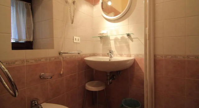 Номер Standard с балконом Hotel Windsor Savoia