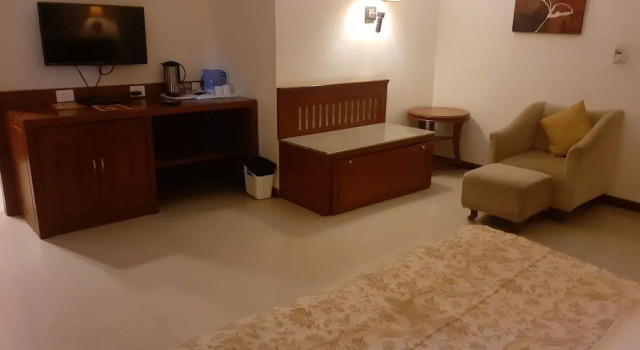 Palanpur Palace Hotel, Забронировать Отель Отели штата Раджастхана с парковкой, Парковка