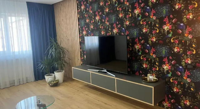 Belle Apartament, Varaa Huoneisto Hotellit Carpathians - Romania uima-altaalla, Uima-allas