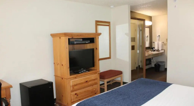 Номер с видом на реку Baymont by Wyndham Yakima Riverfront