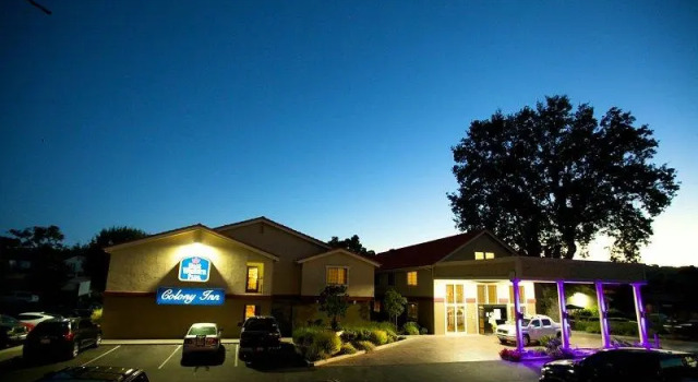 Кровать в общем номере Fairfield by Marriott Inn & Suites Atascadero Paso Robles