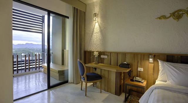 Номер Standard с видом на реку Natee The Riverfront Hotel Kanchanaburi