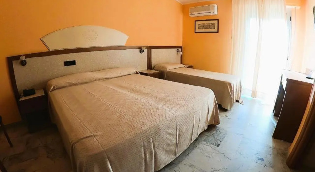 Standard Dreier Zimmer GH Baia di Tempsa Resort
