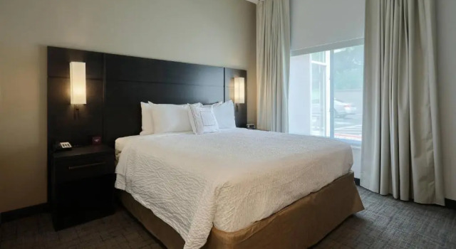 Двухместный люкс c 1 комнатой Residence Inn by Marriott Harrisburg North