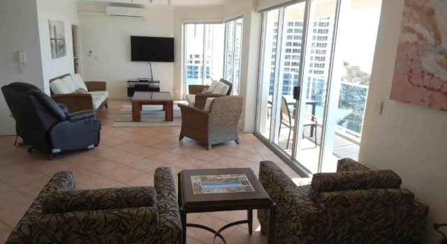 Номер Standard Grosvenor Beachfront Apartments Surfers Paradise