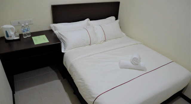 O podwyższonym standardzie dwuosobowy pokój DCozy Hotel