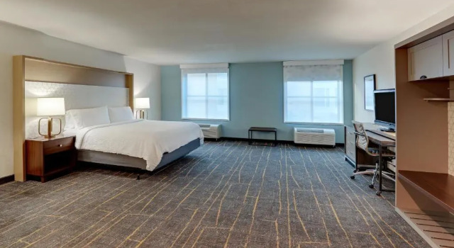 Двухместный номер Deluxe Holiday Inn Mobile Airport by IHG