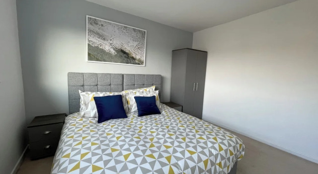 Bright & Airy 3BR Home with Parking