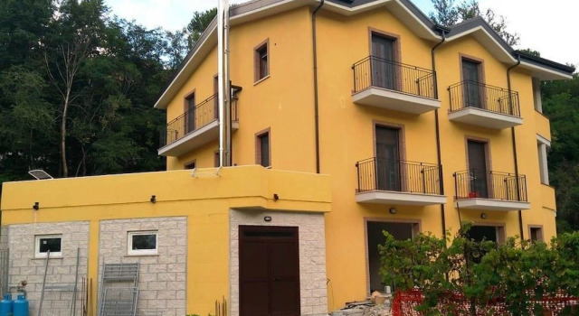 Villa Center, Book Villa Villaer i Campobasso, Villa