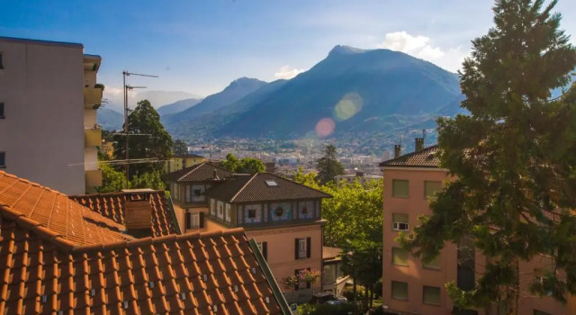 Одноместный номер Standard с балконом HB Lugano