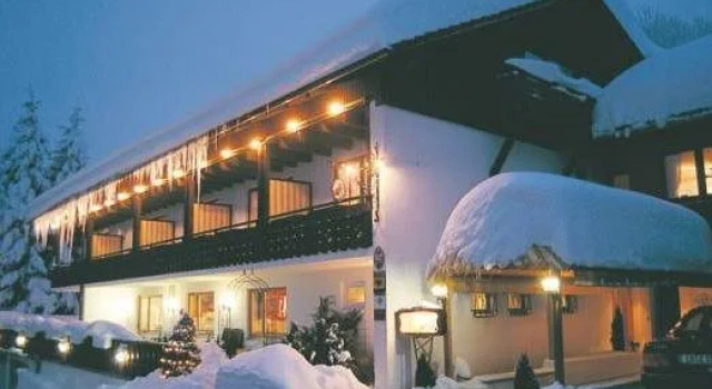Fuchs, Rezerwuj Hotel Irsengund Bawaria