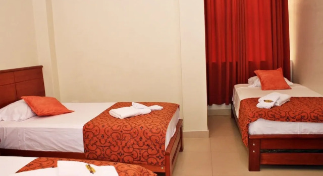 Standard Triple room Hostal Macambo