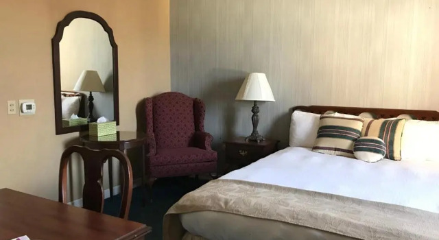 Номер Deluxe Waynebrook Inn